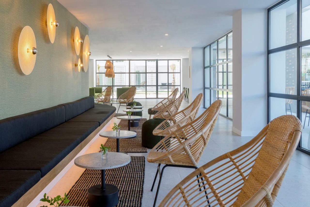 Hm Ayron Park - Adults Only Hotel Плая де Палма Екстериор снимка The lounge at the airport