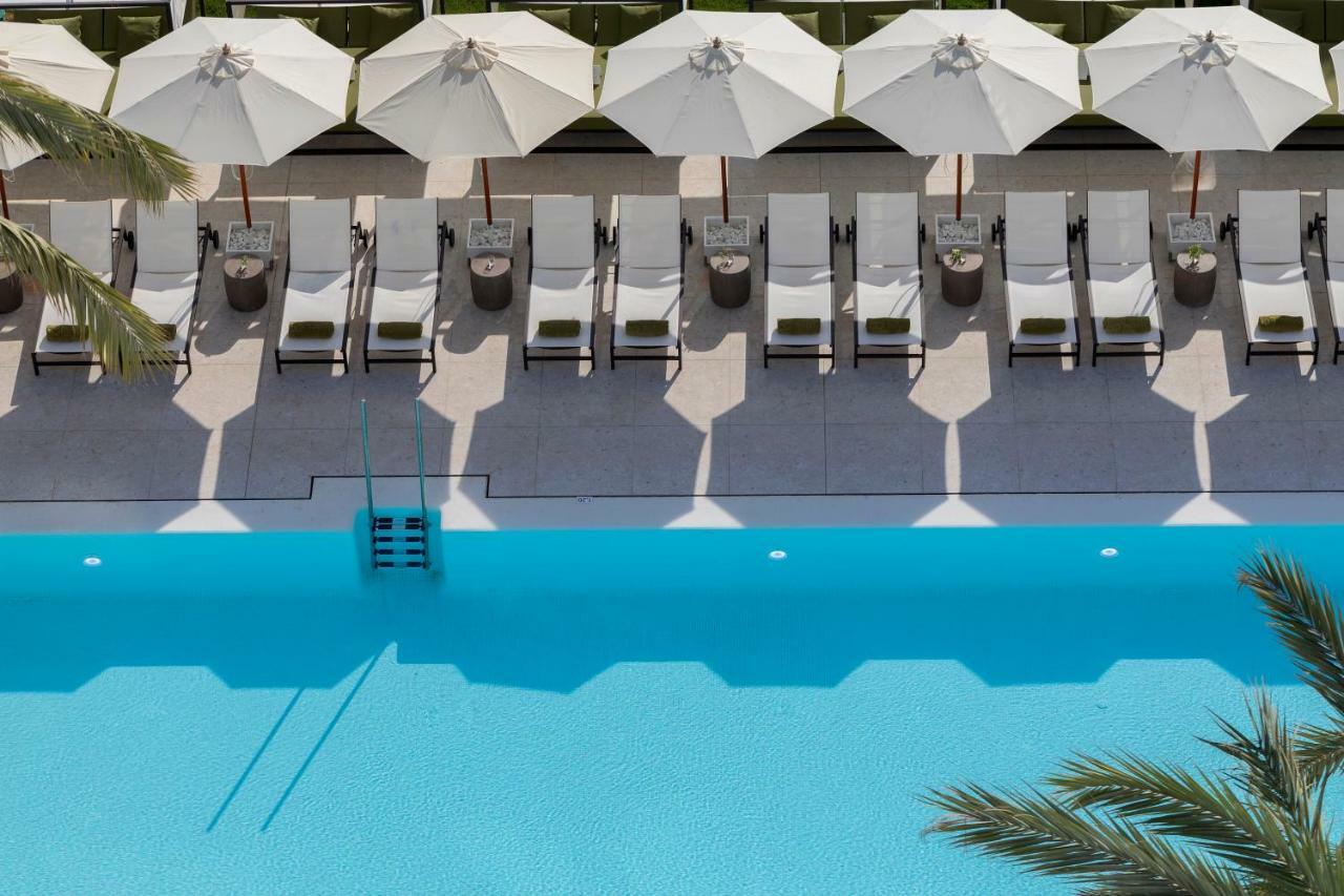Hm Ayron Park - Adults Only Hotel Плая де Палма Екстериор снимка The pool at the hotel